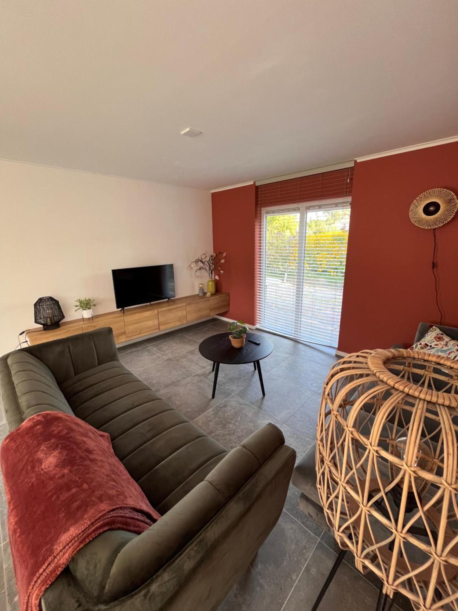 Cosy Vacation Home With Large Fenced Garden Bruinisse Εξωτερικό φωτογραφία